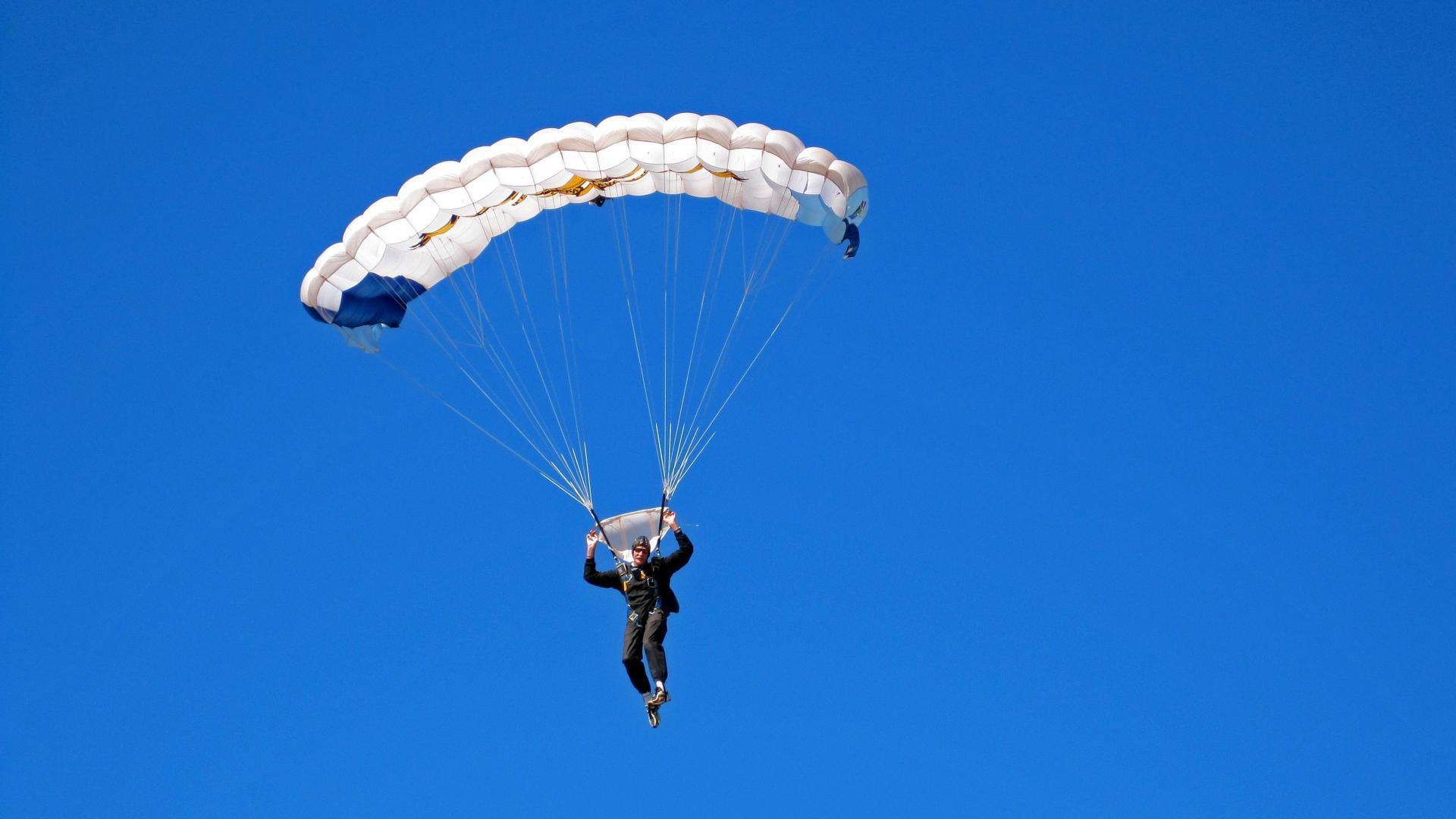 新赛季比赛用球升级改进触感与弹性，2021年比赛用球